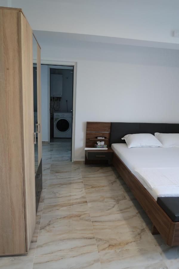 Home Space One Navodari Exterior photo